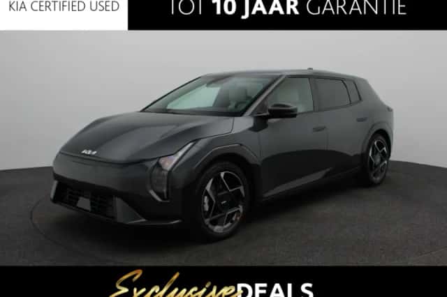 Kia EV4 (2026) thumbnail 1