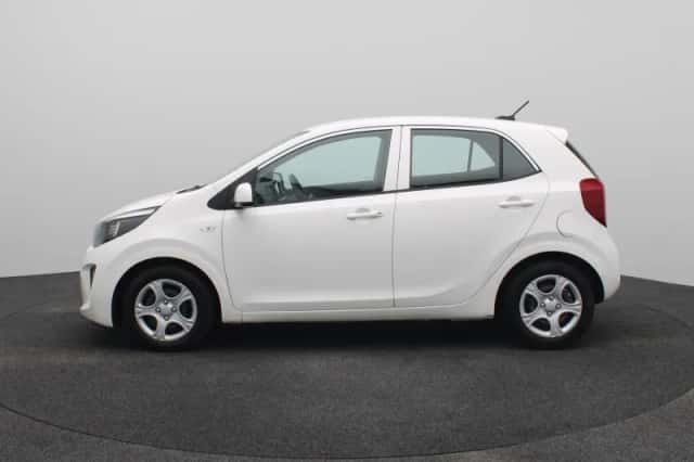 Kia Picanto (2022) thumbnail 4