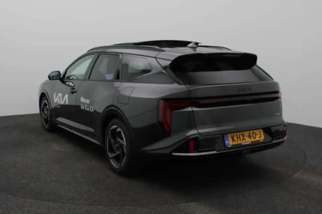 Kia K4 (2026) thumbnail 2