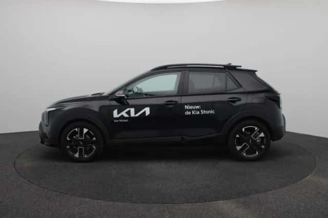 Kia Stonic (2025) thumbnail 4
