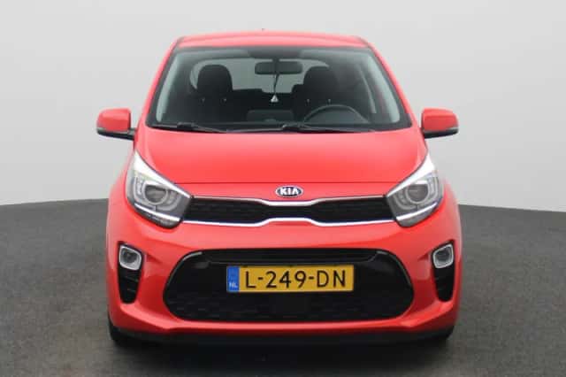 Kia Picanto (2021) thumbnail 3