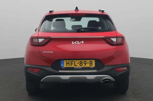 Kia Stonic (2025) thumbnail 5