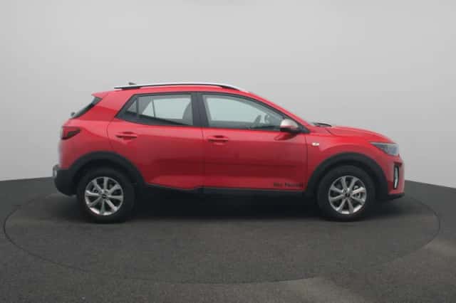 Kia Stonic (2025) thumbnail 6