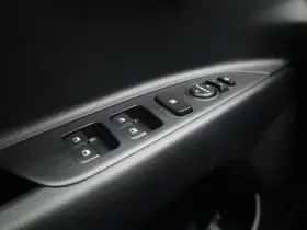 Kia Stonic thumbnail 25