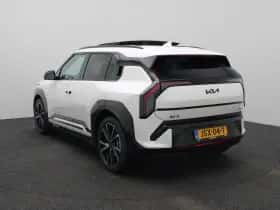 Kia EV3 thumbnail 2
