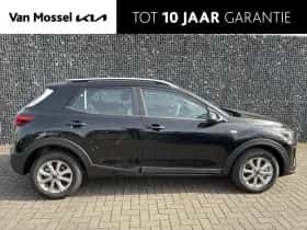 Kia Stonic thumbnail 3