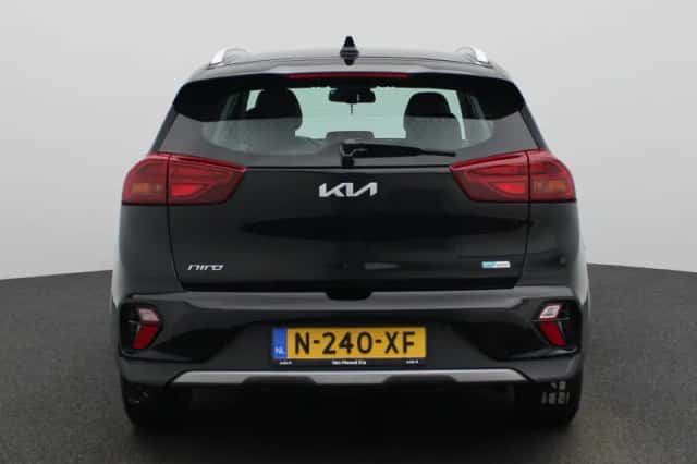 Kia Niro (2022) thumbnail 5