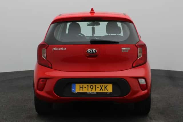 Kia Picanto (2020) thumbnail 3