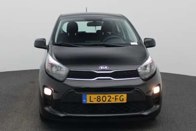 Kia Picanto (2021) thumbnail 3