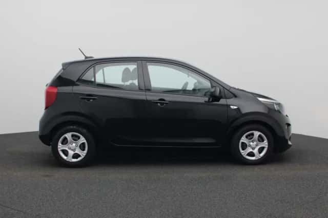 Kia Picanto (2021) thumbnail 6