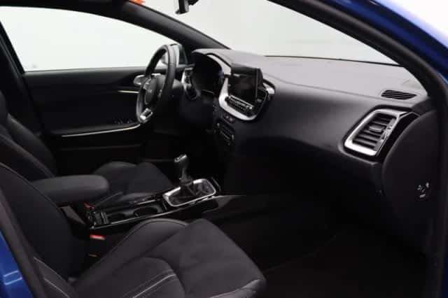 Kia Proceed (2025) thumbnail 6
