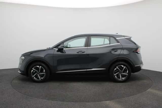 Kia Sportage (2023) thumbnail 4