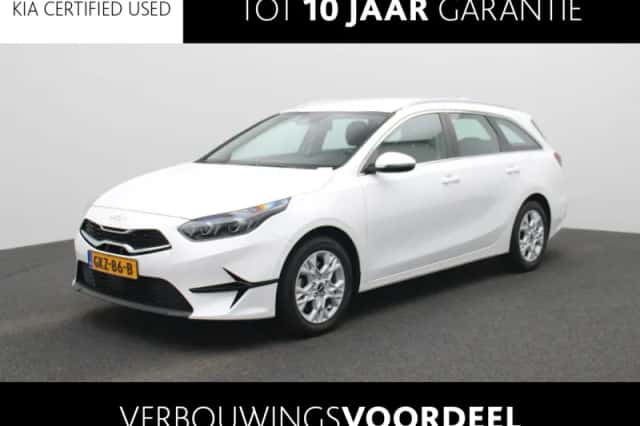 Kia Ceed Sportswagon (2024) thumbnail 1
