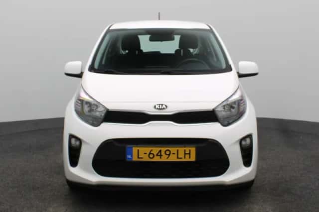 Kia Picanto (2021) thumbnail 5