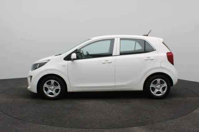 Kia Picanto (2021) thumbnail 6