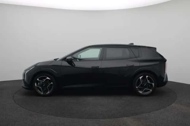 Kia EV4 (2026) thumbnail 5