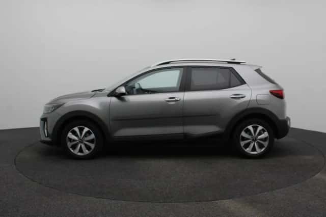 Kia Stonic (2025) thumbnail 6
