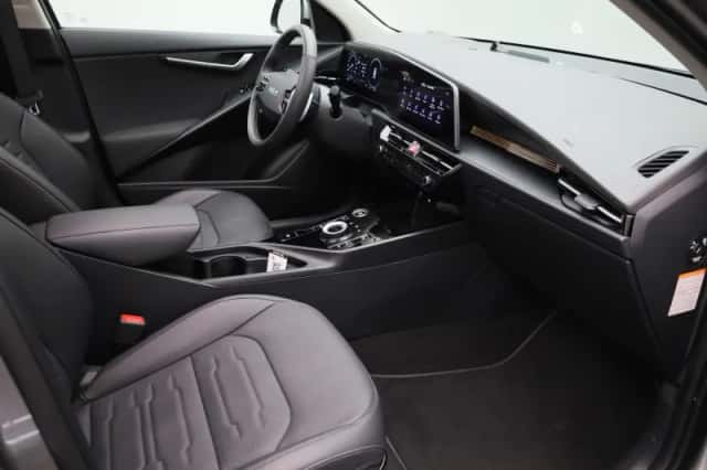Kia Niro (2025) thumbnail 35