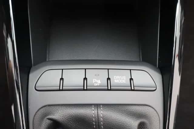 Kia Stonic (2023) thumbnail 22