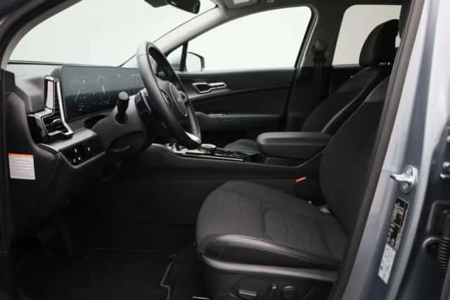 Kia Sportage (2025) thumbnail 5