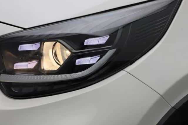 Kia Picanto (2021) thumbnail 5