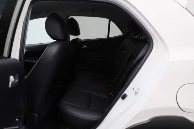 Kia Picanto (2021) thumbnail 2