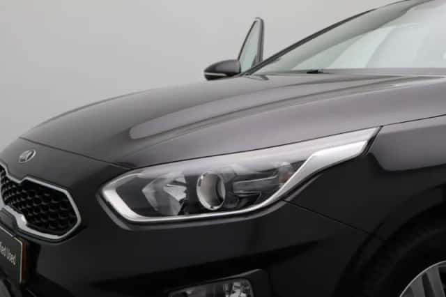 Kia Ceed Sportswagon (2019) thumbnail 19