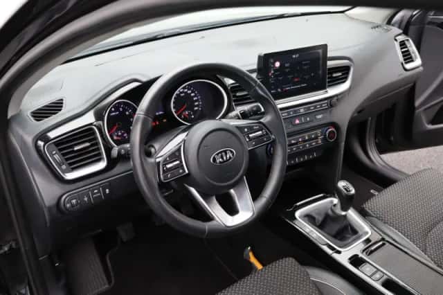 Kia Ceed Sportswagon (2019) thumbnail 33