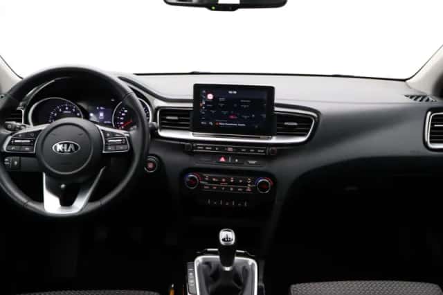 Kia Ceed Sportswagon (2019) thumbnail 37