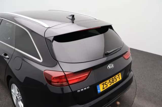 Kia Ceed Sportswagon (2019) thumbnail 42