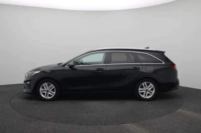 Kia Ceed Sportswagon (2019) thumbnail 6