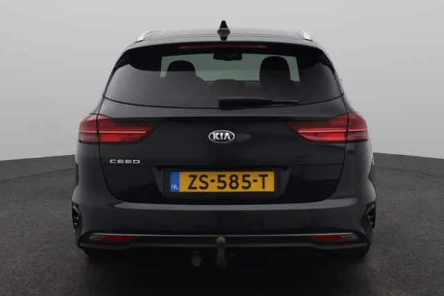 Kia Ceed Sportswagon (2019) thumbnail 9