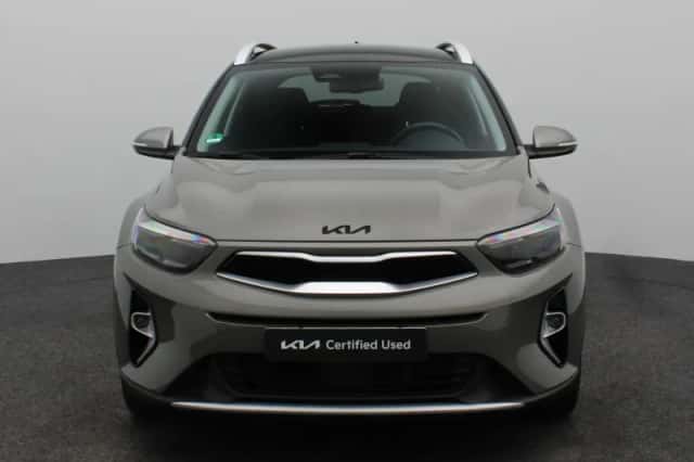 Kia Stonic (2023) thumbnail 5
