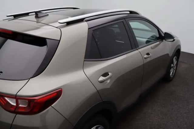 Kia Stonic (2023) thumbnail 45