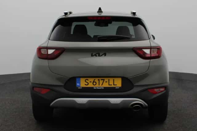 Kia Stonic (2023) thumbnail 9