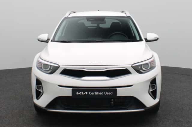 Kia Stonic (2022) thumbnail 3