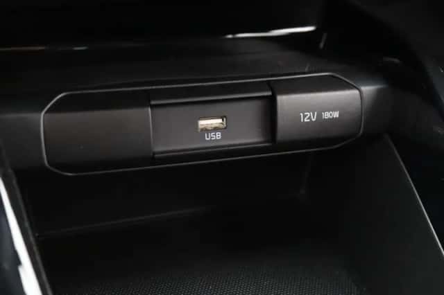 Kia Stonic (2022) thumbnail 22