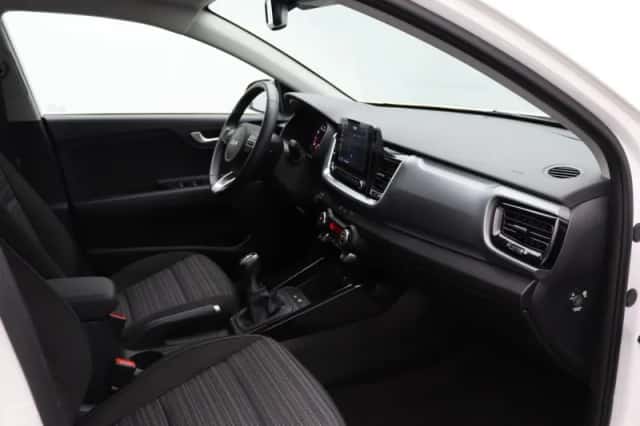 Kia Stonic (2022) thumbnail 28