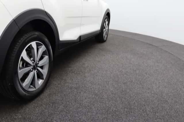 Kia Stonic (2022) thumbnail 35