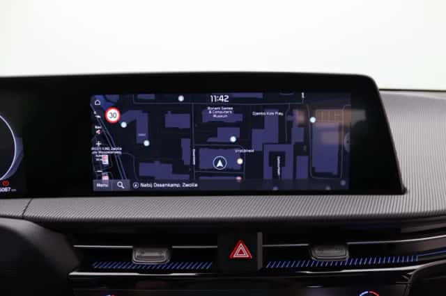Kia EV6 (2024) thumbnail 16