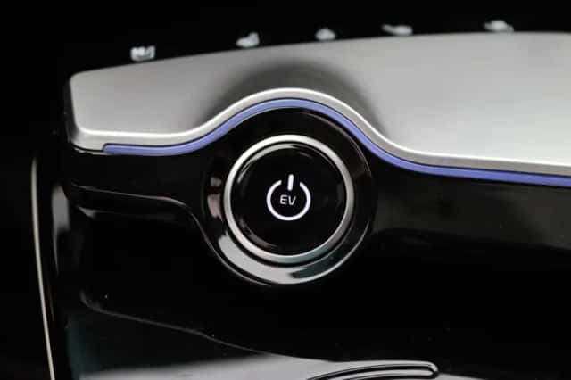 Kia EV6 (2024) thumbnail 17