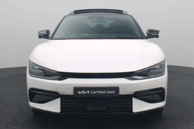 Kia EV6 (2024) thumbnail 3