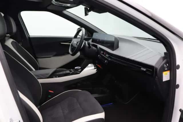 Kia EV6 (2024) thumbnail 29
