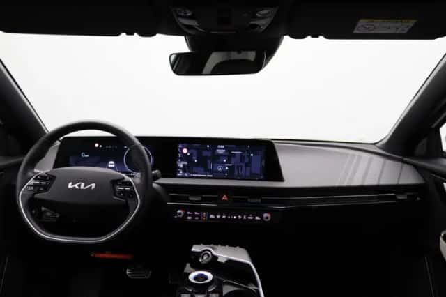 Kia EV6 (2024) thumbnail 31