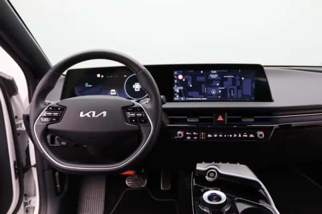 Kia EV6 (2024) thumbnail 7