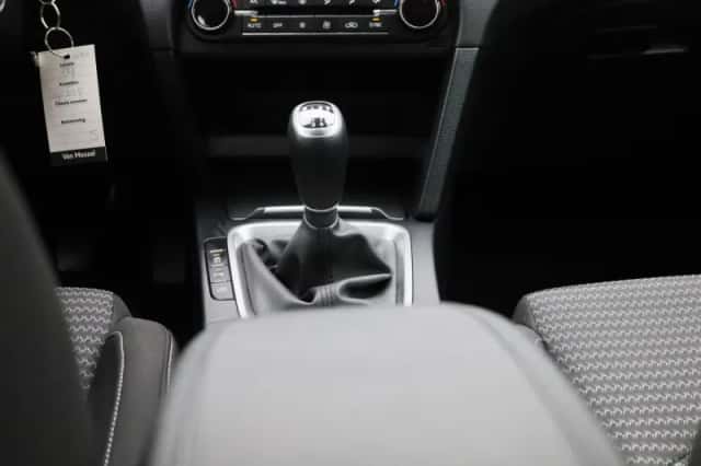 Kia Ceed Sportswagon (2024) thumbnail 12