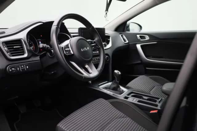 Kia Ceed Sportswagon (2024) thumbnail 28