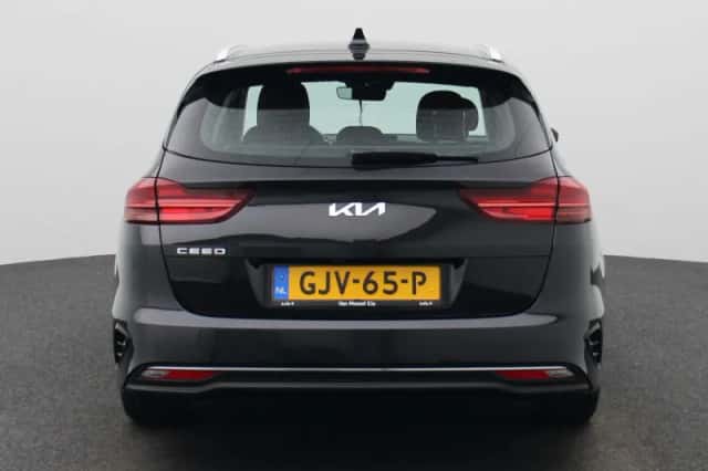 Kia Ceed Sportswagon (2024) thumbnail 7