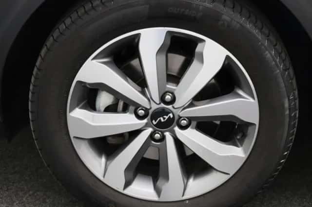 Kia Stonic (2025) thumbnail 12