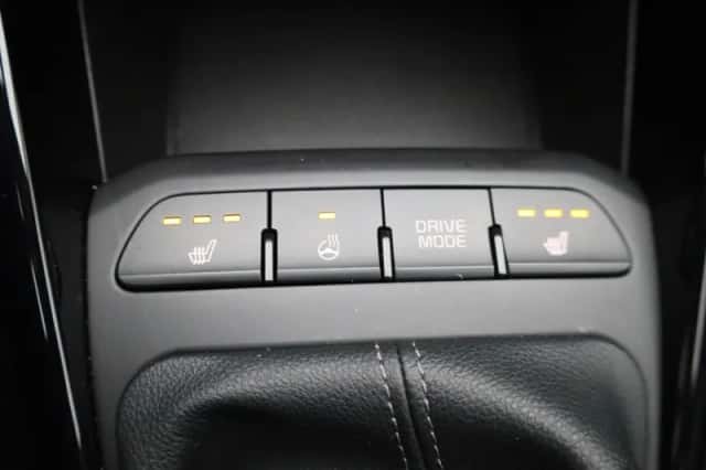 Kia Stonic (2025) thumbnail 18